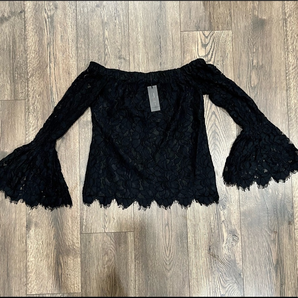 Romeo & Juliet Couture Black Lace Off The Shoulder Top